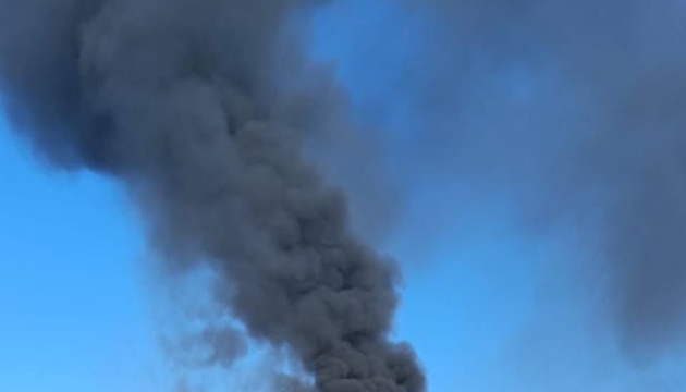 На Керченському півострові горить електропідстанція, яка живить Північно-Кримський канал - соцмережі