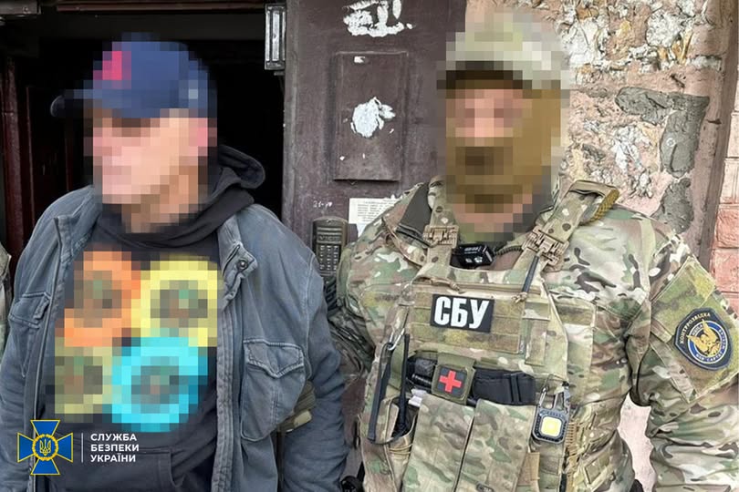 СБУ затримала агента рф, який намагався облаштувати "відеопастки" на автотрасах Дніпра, щоб шпигувати за колонами ЗСУ