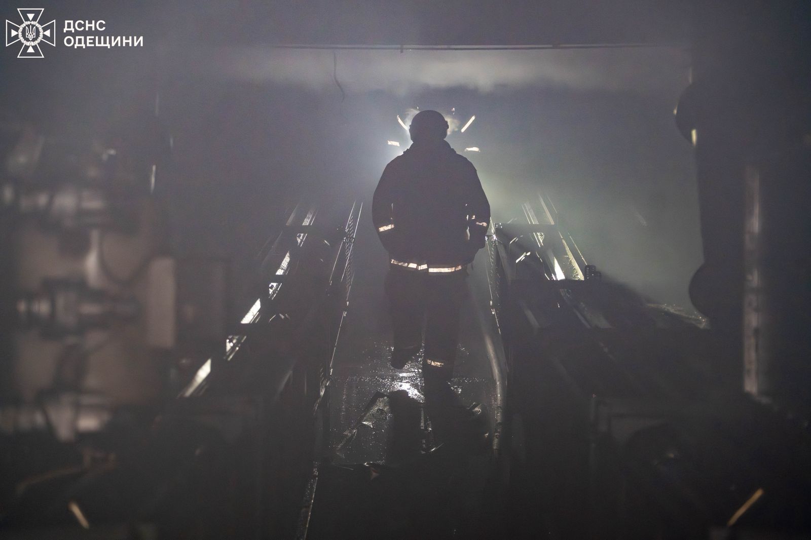 Росіяни атакували Одесу та область: виникли пожежі на обʼєктах енергетичної та портової інфраструктури