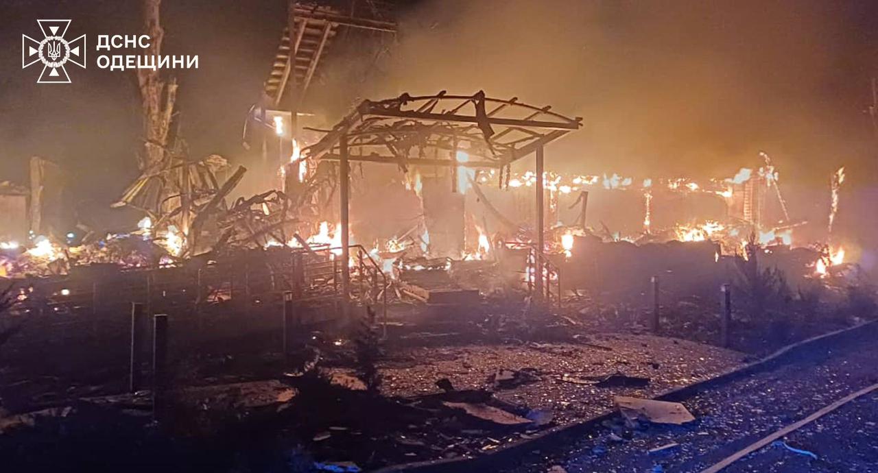 Російська атака по Одещині: загинула 1 людина, ще 2 постраждали Російська атака по Одещині: загинула 1 людина, ще 2 постраждали