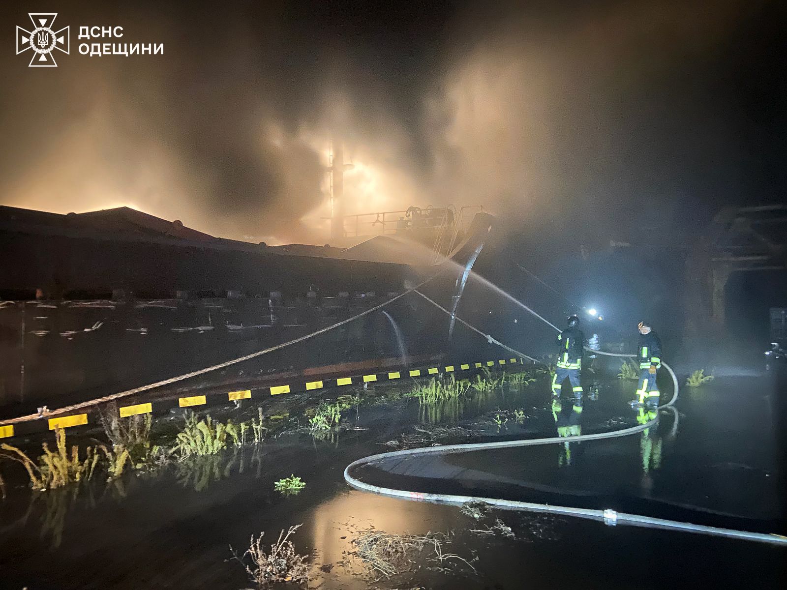 Одещина: росіяни знову атакували енергетичну, портову, транспортну та житлову інфраструктуру області