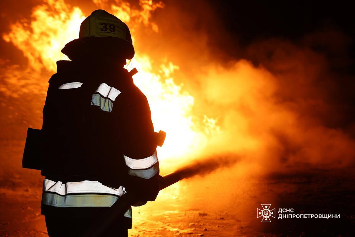 Зеленський відреагував на масштабну атаку ворога на енергетику: Це намагання зламати Україну