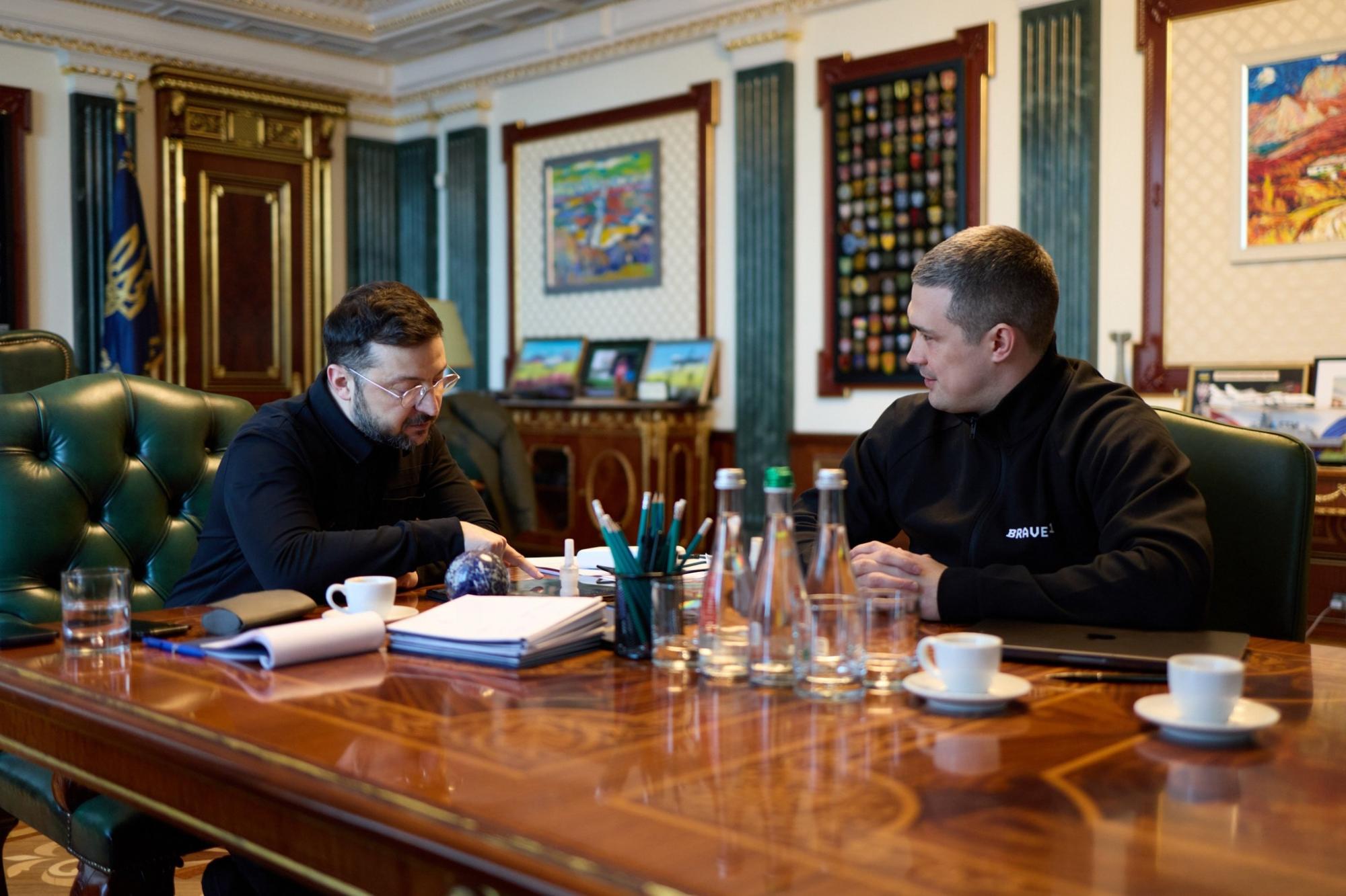 Зеленський дав завдання Федорову розібратись з бусифікацією