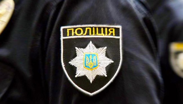 Прощальна трансляція в мережі: у Львові поліцейські врятували хлопця. ВІДЕО