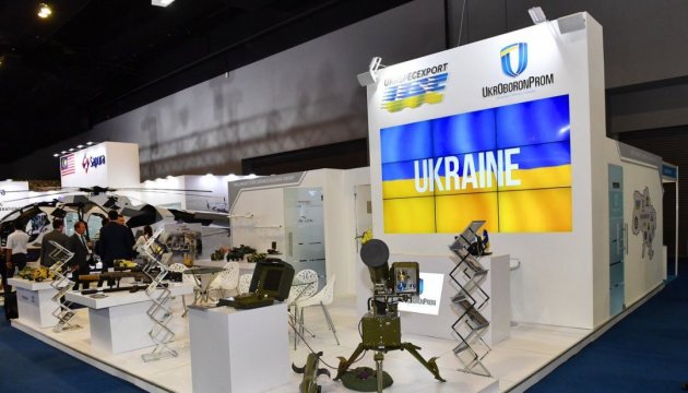 Пиар на фоне распила: СМИ рассказали о схемах обогащения "теневых баронов" украинской оборонки