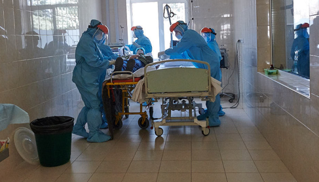 На Одесщине от COVID-19 умерла медсестра, почти 40 лет проработавшая в больнице: для нее не нашлось места в стационаре