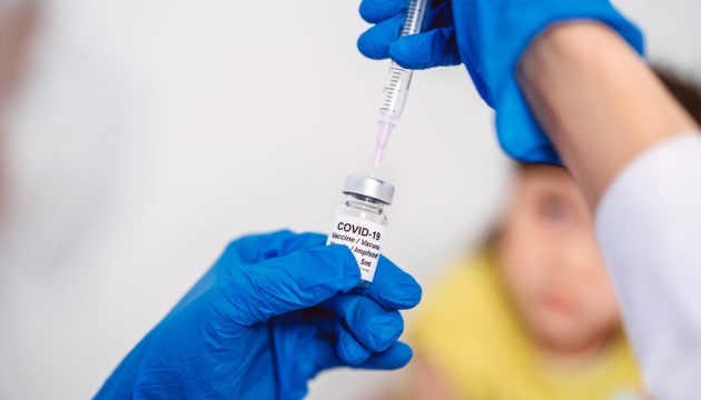 Вже в цьому році в Україні можуть розробити власну вакцину проти COVID-19, – головний санлікар