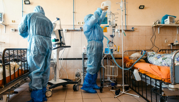 У Херсоні лікарні майже на 100% заповнені COVID-пацієнтами: відбуваються конфлікти рідних з медиками, госпіталізувати почали в райцентри, – мерія 