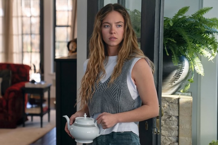 Бестселер Фріди Мак-Фадден: Стала відома дата виходу продовження фільму "Служниця"