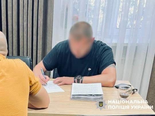 У Києві судитимуть посадовця КМДА, який закупив генератори для Пунктів незламності із націнкою у 4,8 млн грн У Києві судитимуть посадовця КМДА, який закупив генератори для Пунктів незламності із націнкою у 4,8 млн грн