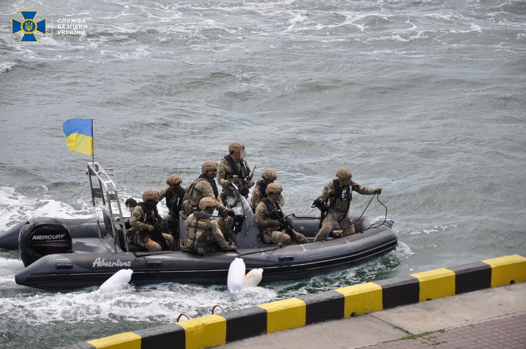 СБУ провела антитерористичні навчання в морській акваторії південних регіонів України