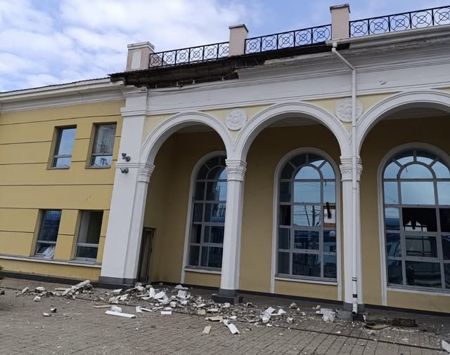 Ворог завдав удару по залізничній інфраструктурі Слов’янська: є поранені 