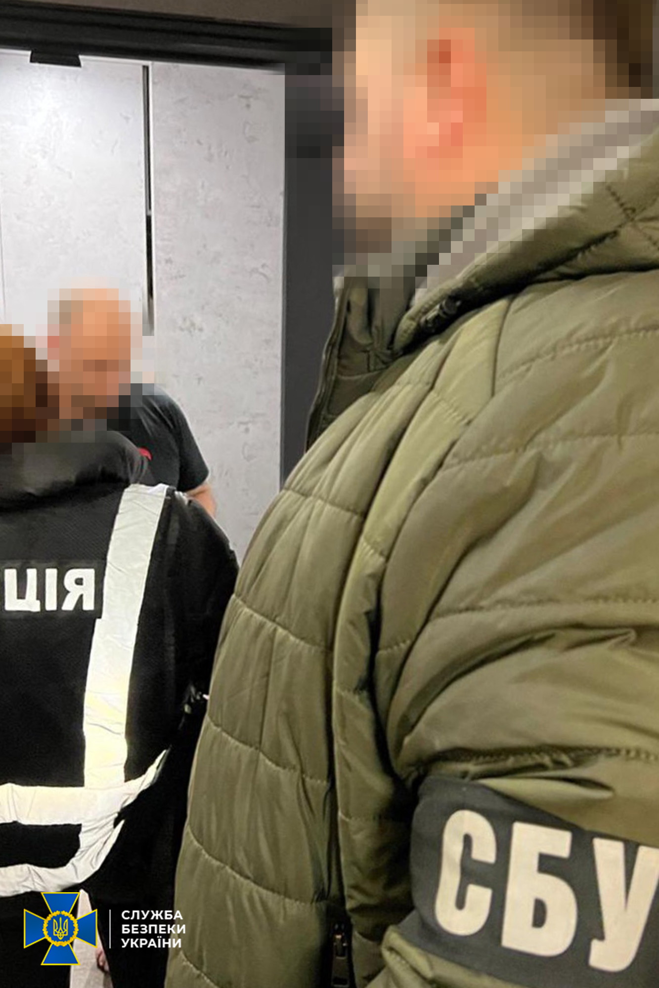 СБУ і Нацполіція викрили шахрая, який виманив у волонтерів 1,5 млн грн під виглядом придбання дронів для ЗСУ