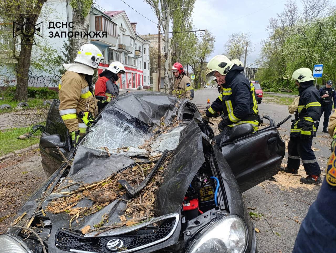 Найбільше руйнувань шквальний вітер завдав на Дніпропетровщині, Хмельниччині та Київщині