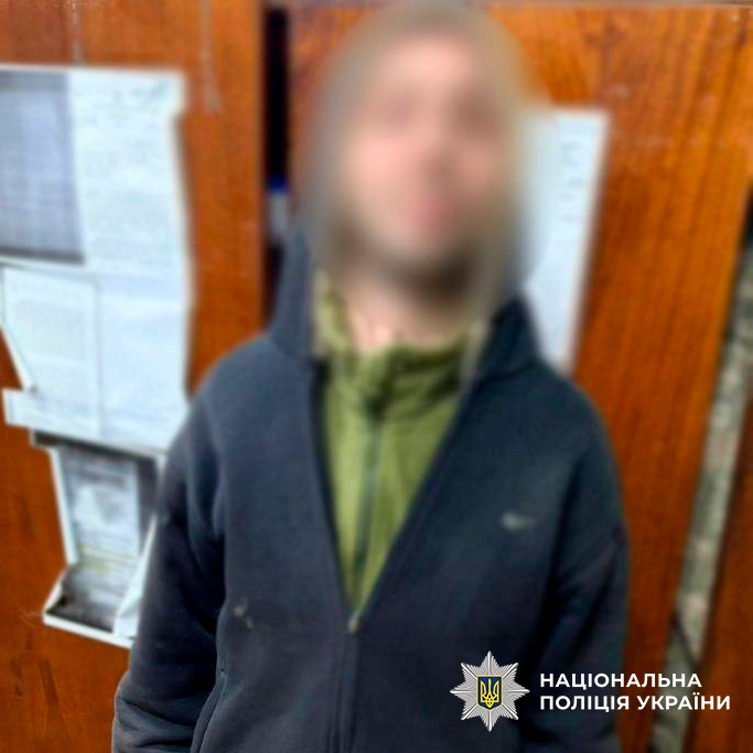У Києві військовий у СЗЧ ходив напідпитку по супермаркету та лякав відвідувачів "зброєю"