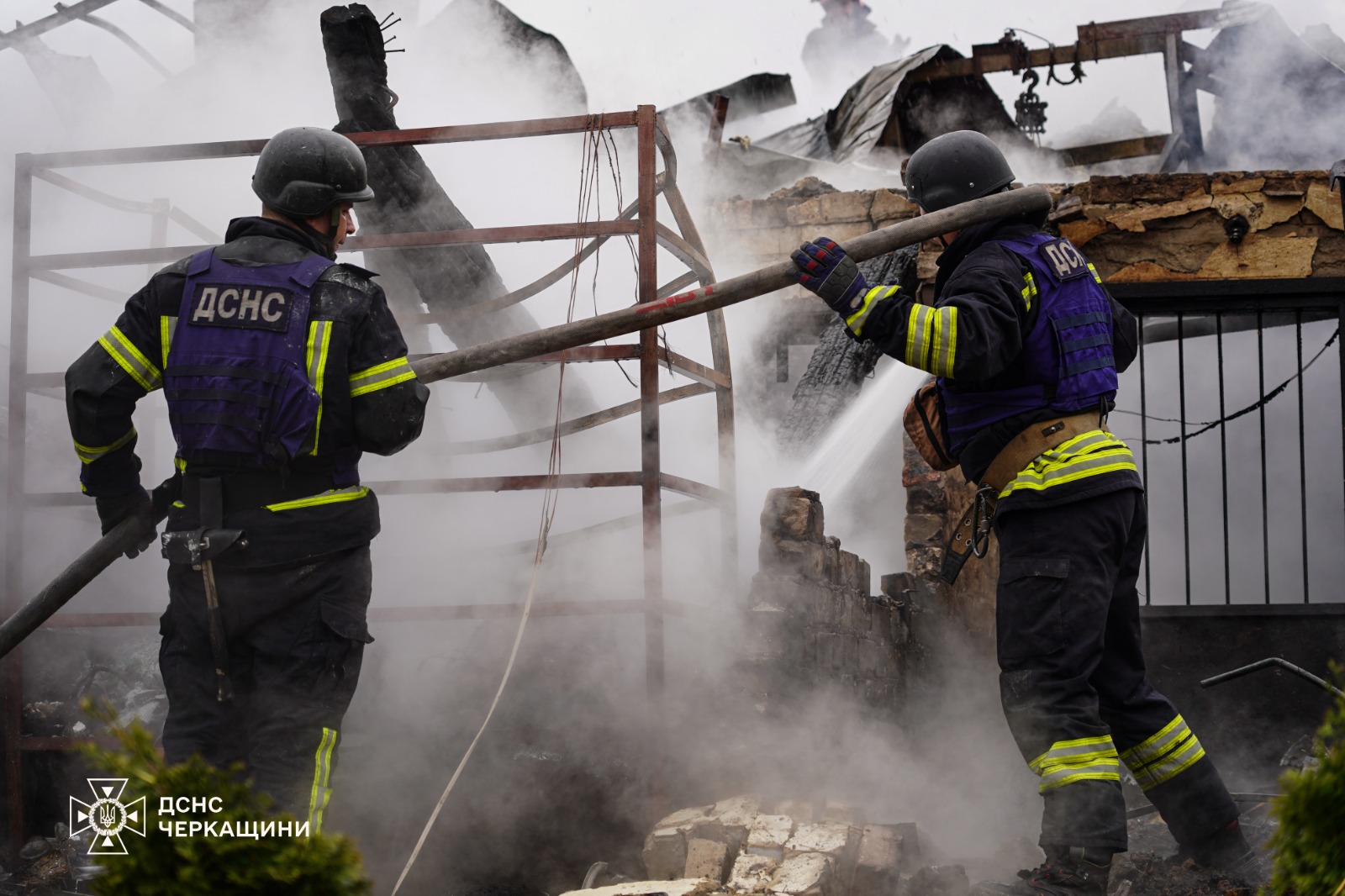 У ДСНС розповіли про наслідки атаки на Черкащину У ДСНС розповіли про наслідки атаки на Черкащину