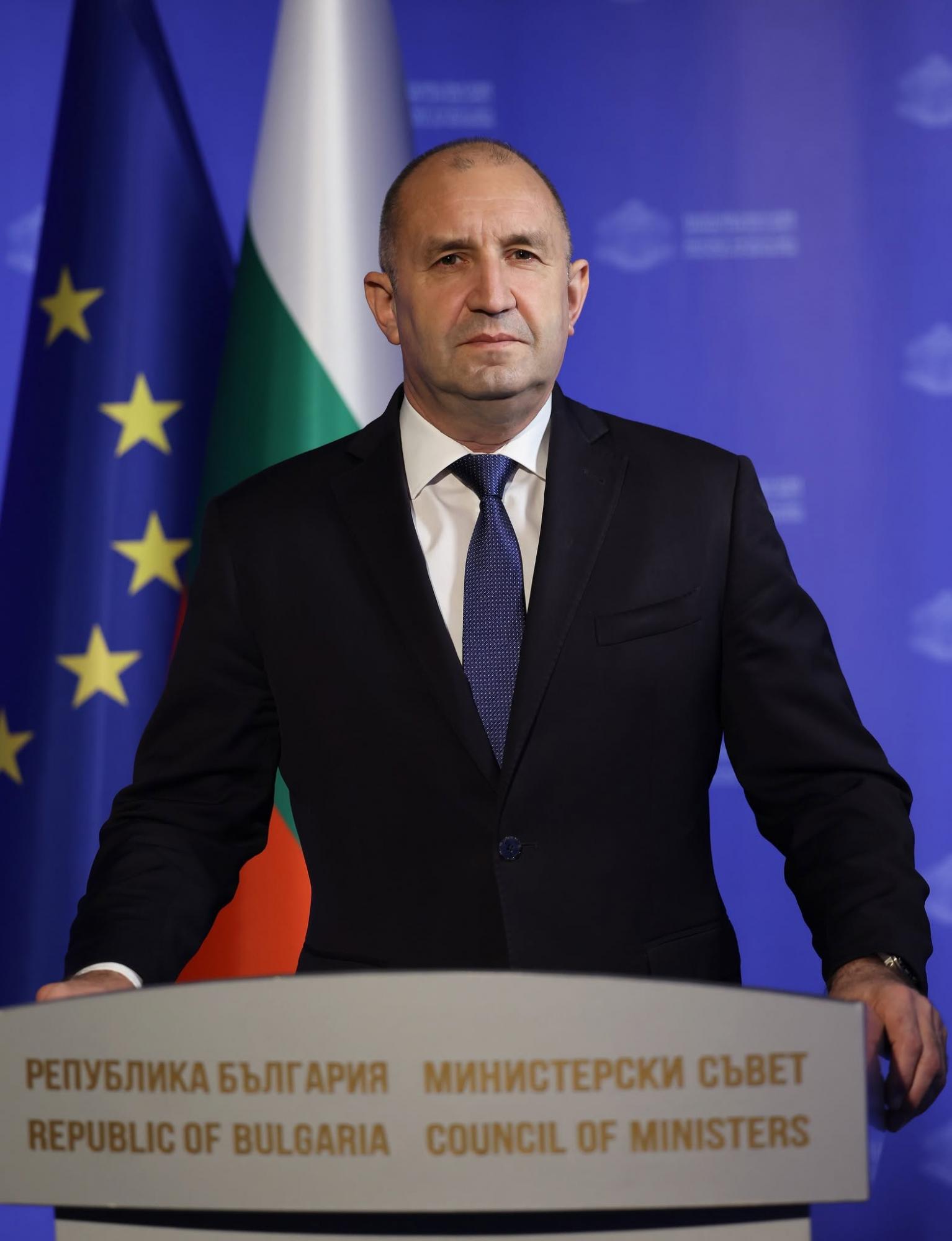 Болгарія виходить із "Коаліції охочих", - прем’єр Радев