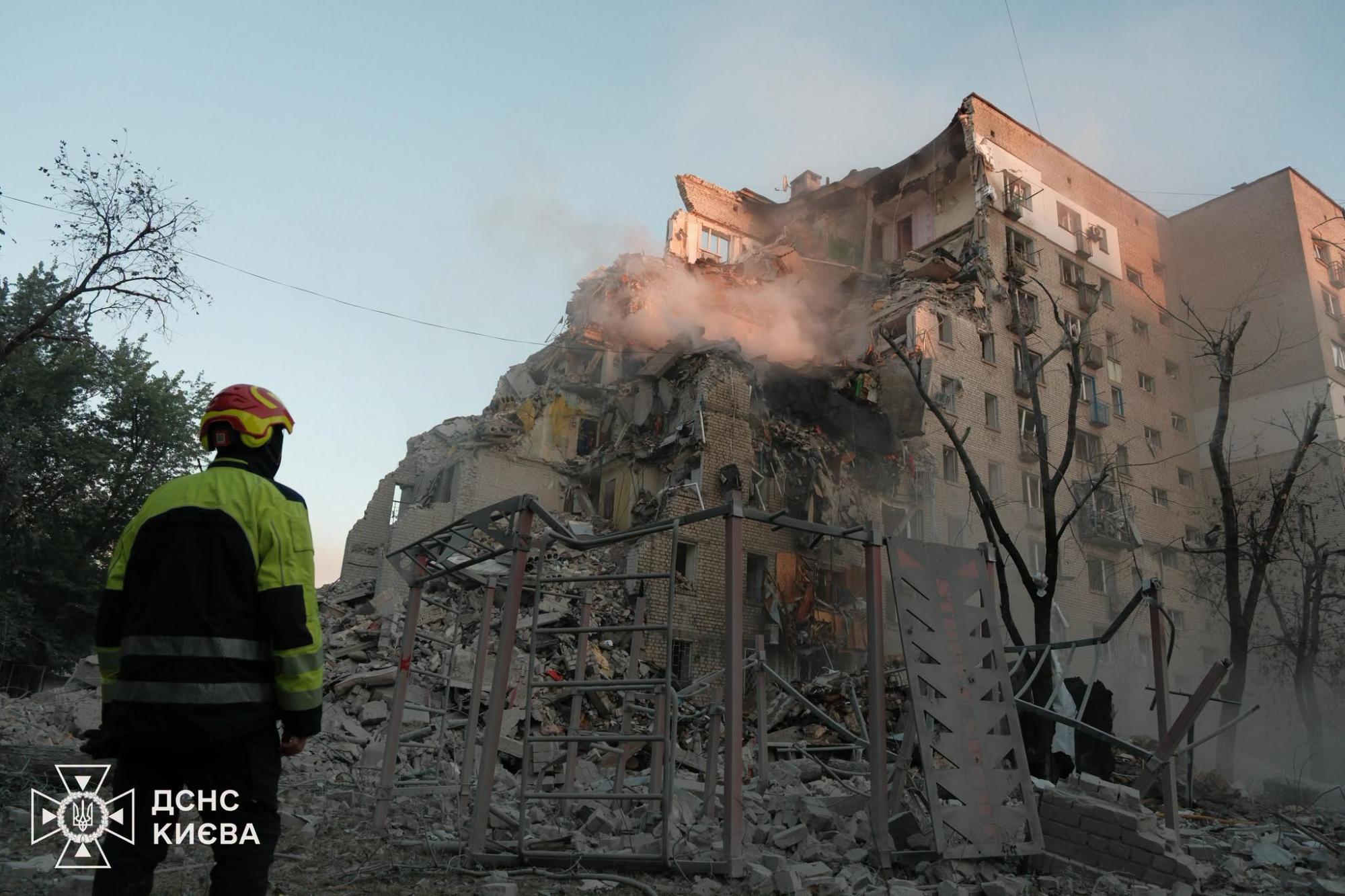 Кривава атака на Київ: 11 загиблих та понад 30 поранених 