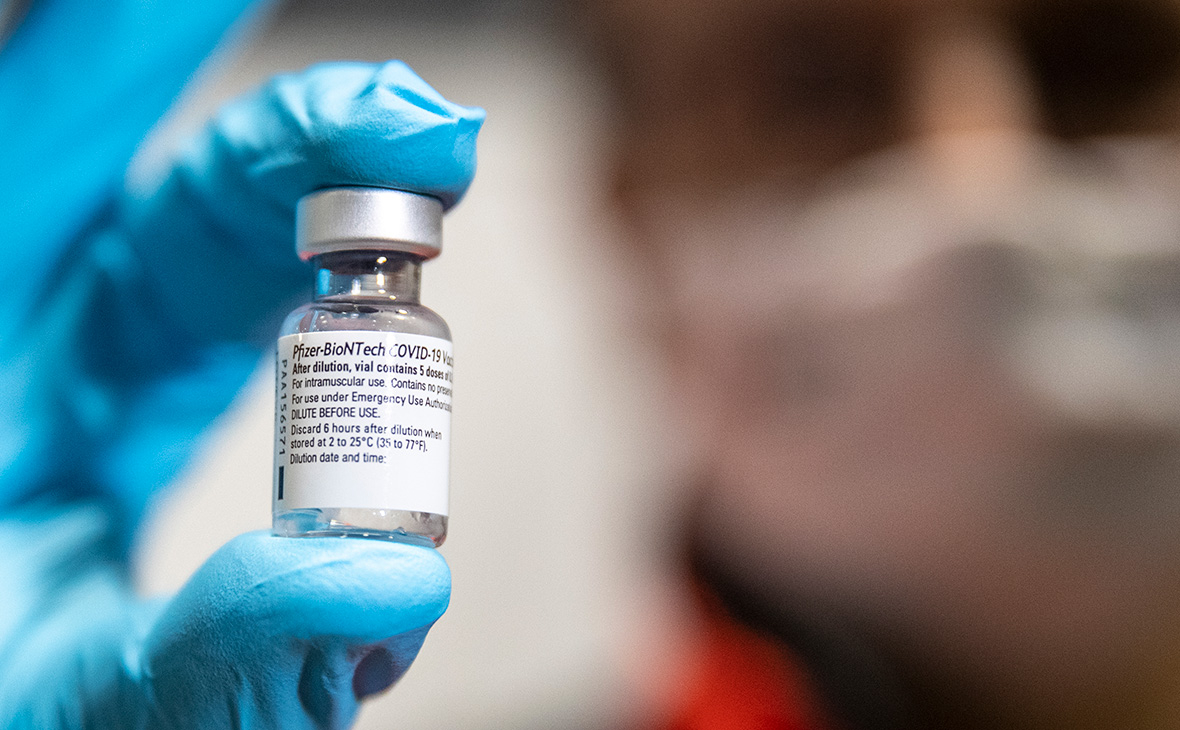 Україна уклала договір з Pfizer про поставку 10 мільйонів доз вакцини