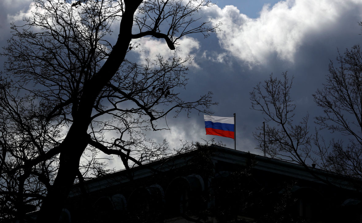 Чехия просит ЕС и НАТО выслать российских дипломатов в знак солидарности