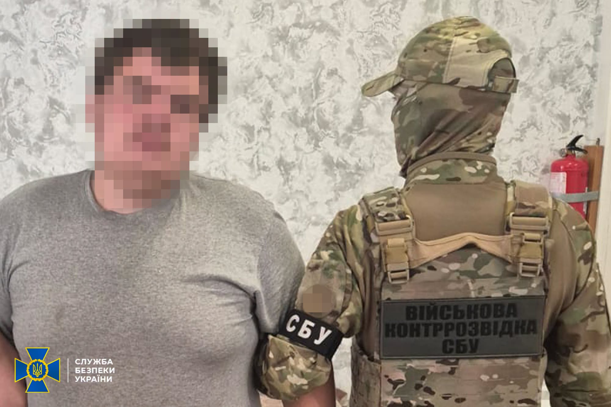 СБУ затримала "крота" рф у лавах ЗСУ, який коригував удари ворога по АЗС у Полтавській області СБУ затримала "крота" рф у лавах ЗСУ, який коригував удари ворога по АЗС у Полтавській області