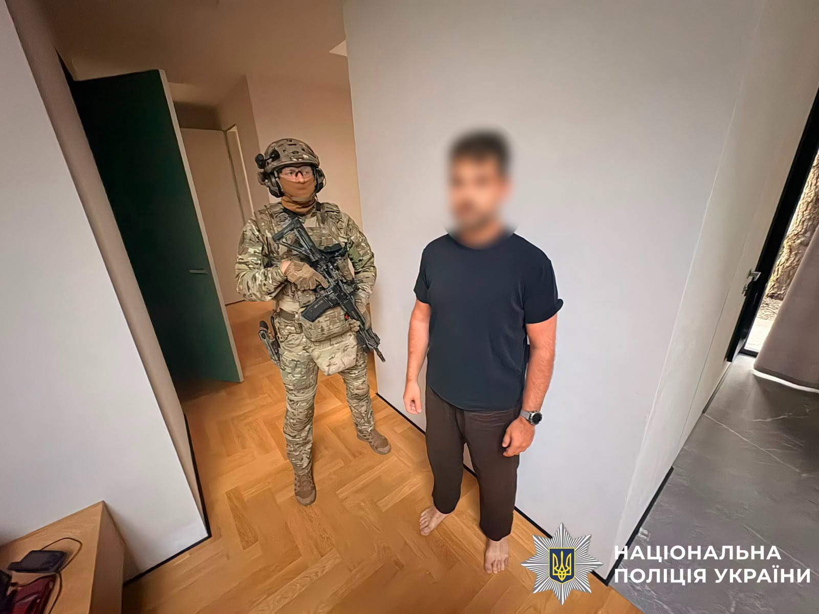 У Києві поліція викрила мережу фіктивного працевлаштування військовозобов’язаних чоловіків у приватних ліцеях: 25 осіб отримали підозри У Києві поліція викрила мережу фіктивного працевлаштування військовозобов’язаних чоловіків у приватних ліцеях: 25 осіб отримали підозри