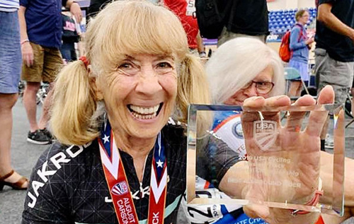 80-летнюю рекордсменку мира дисквалифицировали за применение допинга