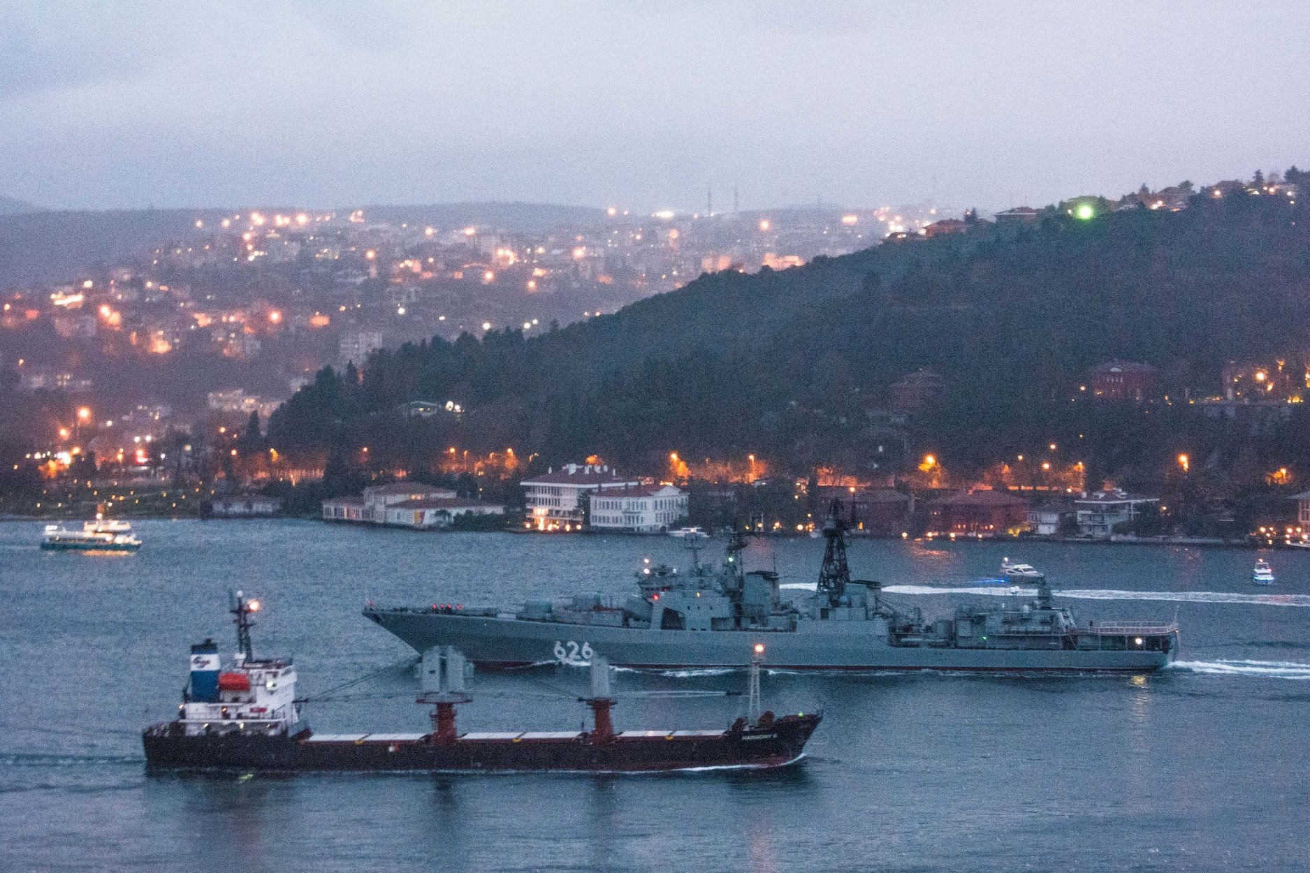 РФ під Новий рік продовжує нарощувати угруповання кораблів в Чорному морі