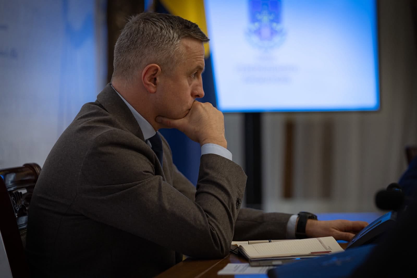 З органів прокуратури звільнено 8 осіб, які згадувалися у операції "Карфаген", а по виїзду Кравченка йде розслідування, - в. о генпрокурора Ковальський З органів прокуратури звільнено 8 осіб, які згадувалися у операції "Карфаген", а по виїзду Кравченка йде розслідування, - в. о генпрокурора Ковальський