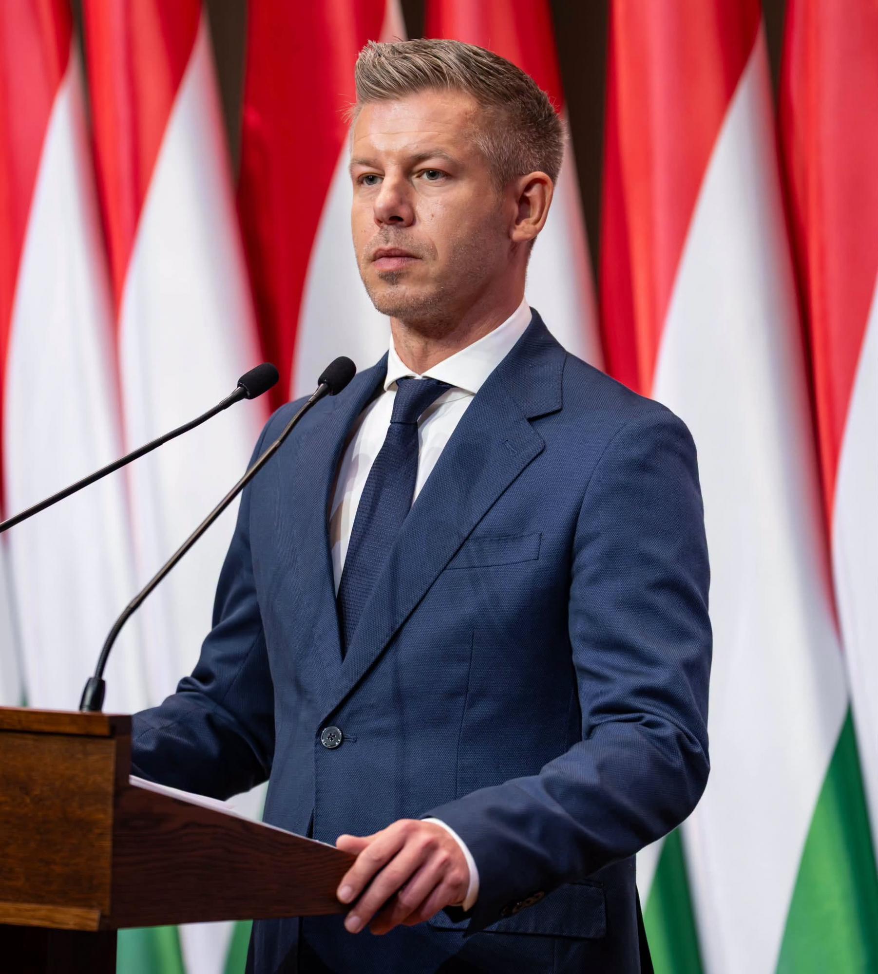 Мадяр виправдався перед угорцями за свою зустріч з Зеленським, обіцяє говорити недовго Мадяр виправдався перед угорцями за свою зустріч з Зеленським, обіцяє говорити недовго