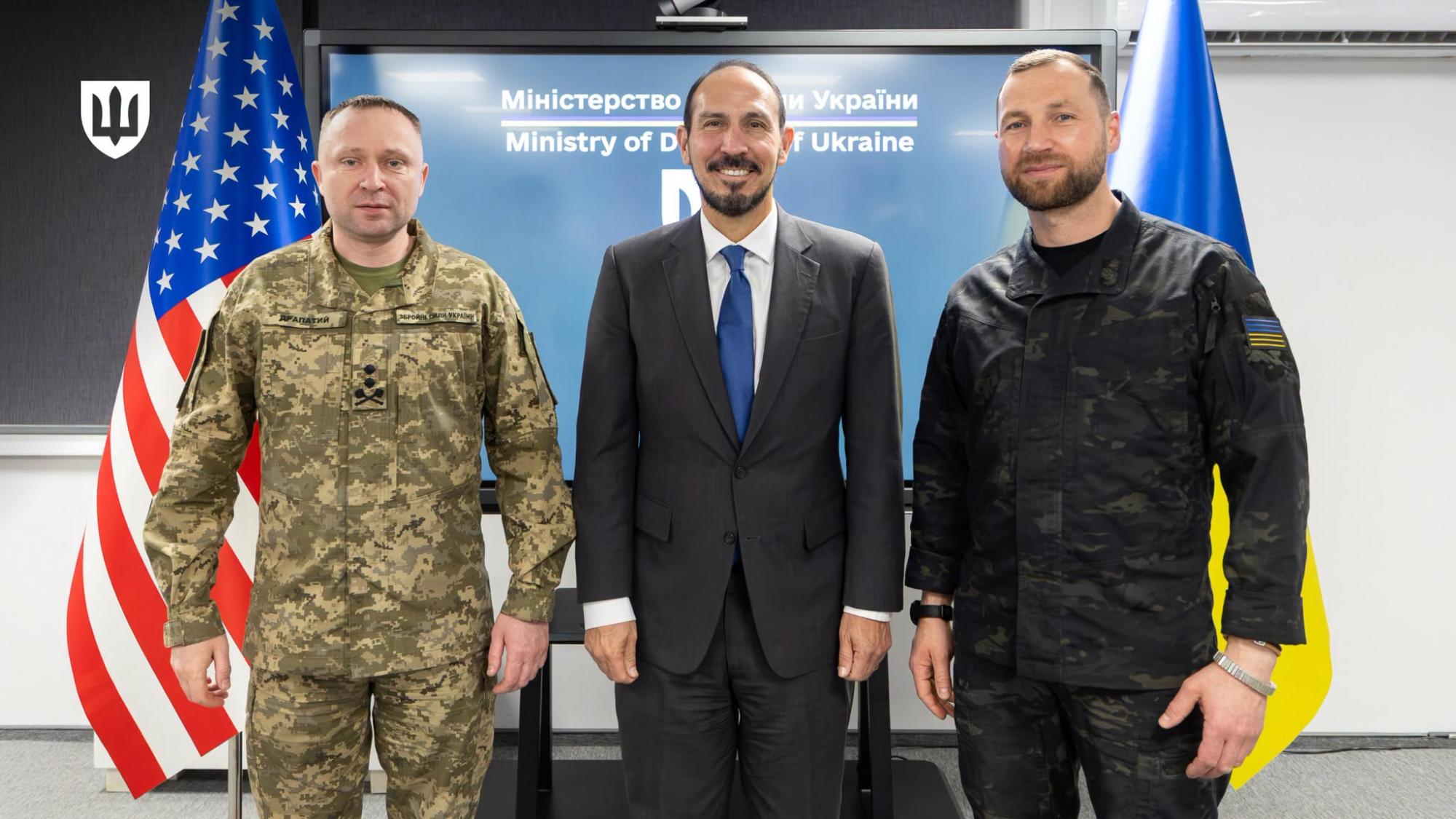 Хмара і Драпатий зустрілися з делегацією Lockheed Martin Хмара і Драпатий зустрілися з делегацією Lockheed Martin