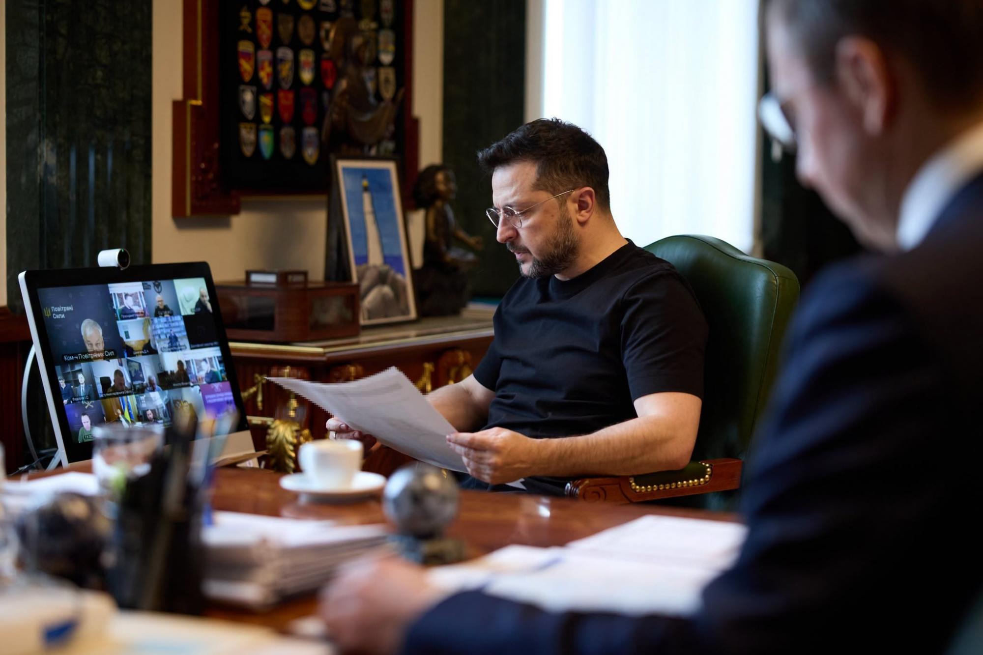 Протягом майже місяця очікуємо на підпис пана Гегсета щодо ракет для "петріотів" та "насамсів", - Зеленський 