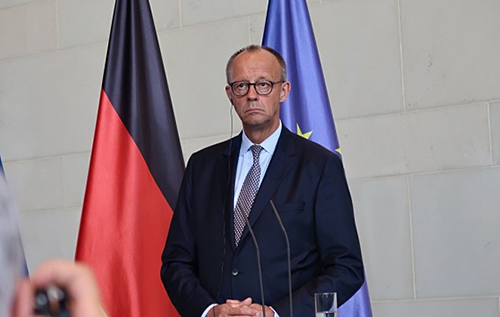 Мерц: Капітуляція України означала б капітуляцію всіх нас Мерц: Капітуляція України означала б капітуляцію всіх нас