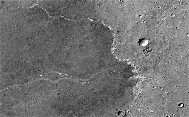 Вчені ідентифікували "місце народження" марсіанського метеорита, що впав на Землю