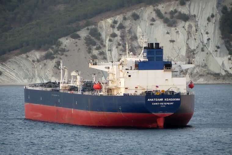 На Кубу прямують танкери з російською нафтою та газом, - FT