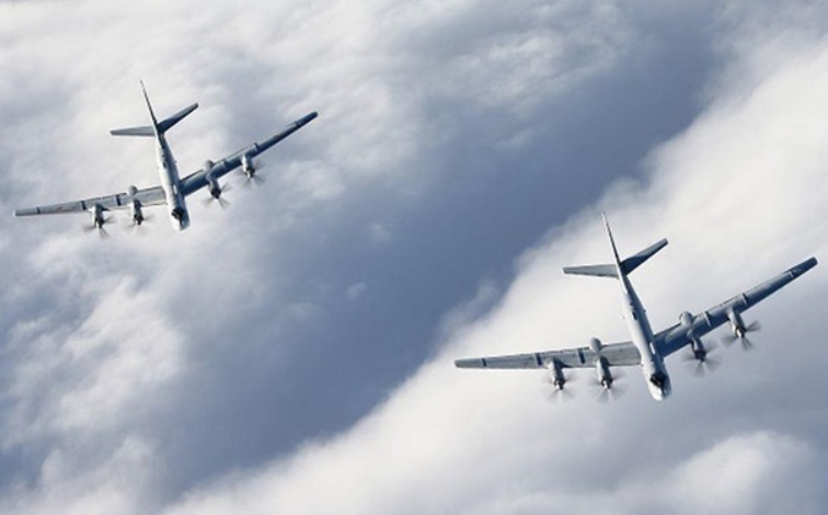 Росія розширює секретну авіабазу біля Москви