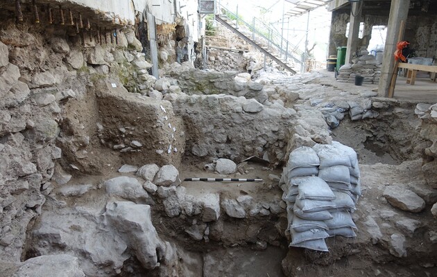Археологи нашли в Иерусалиме следы древнего землетрясения, которое упоминается в Библии