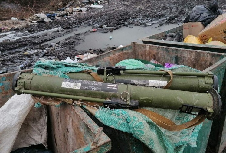 У Житомирі на смітнику чоловік знайшов дві протитанкові гранати "РПГ-26"