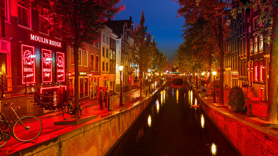 Амстердам навсегда закроет квартал красных фонарей