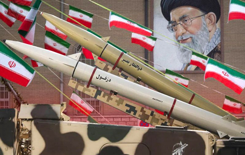 Експерт пояснив, що з себе представляють іранські ракети та причому тут СРСР