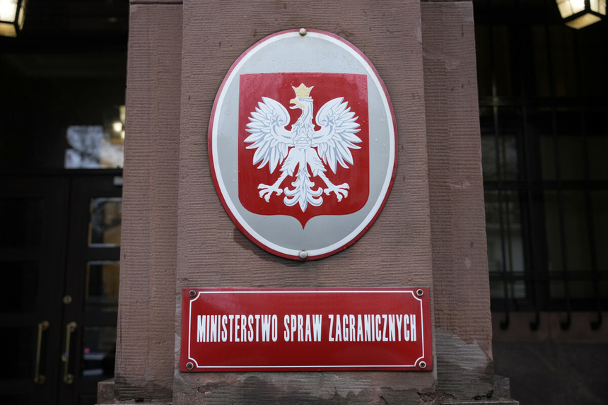 Польща викликала представника посольства РФ через удар по польській фабриці у Вінниці