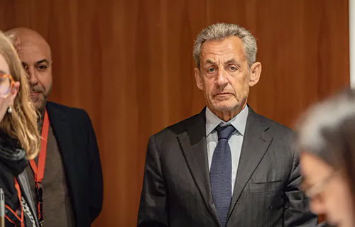 Експрезиденту Франції Саркозі доведеться відбути ще шість місяців покарання у в'язниці