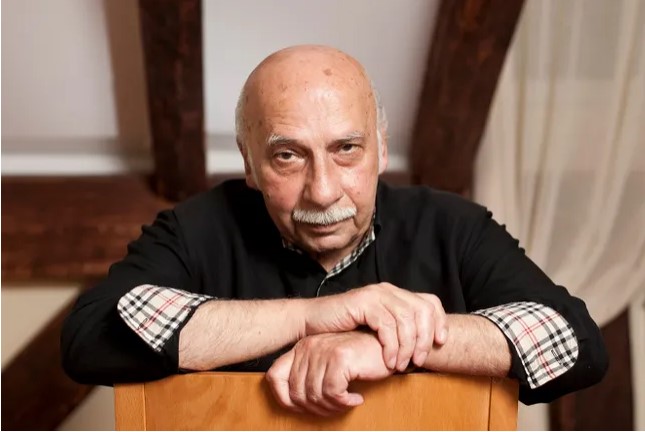 В Грузии в возрасте 84 лет умер известный композитор Гия Канчели. 