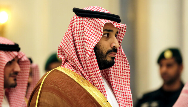 Newsweek: Саудовский кронпринц хотел убить короля кольцом с ядом из России 