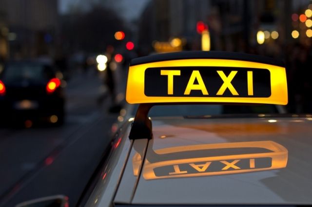 В Британии таксист запер террориста-смертника в авто и успел выскочить из салона до взрыва