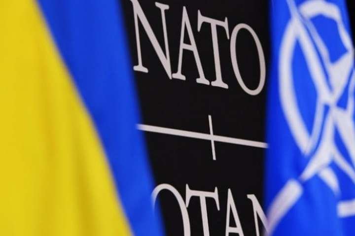 Кулеба про приєднання України до НАТО: двері поки зачинені