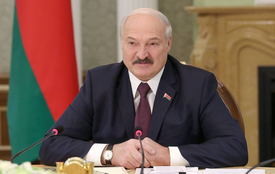 Лукашенко відправив своїх військових до Казахстану вгамовувати протести