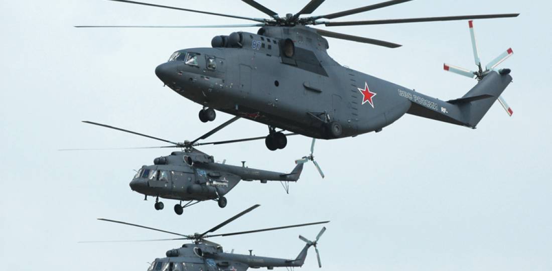 Росія почала стягувати до кордонів України гелікоптери: у NYT оцінили ризик агресії