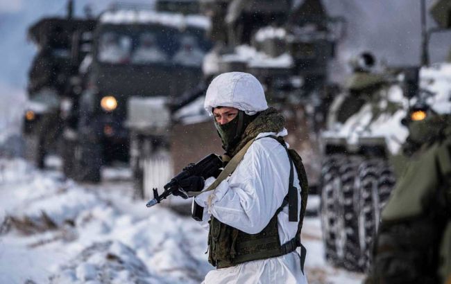 Росія майже завершила стягування військ до кордонів України, – CNN