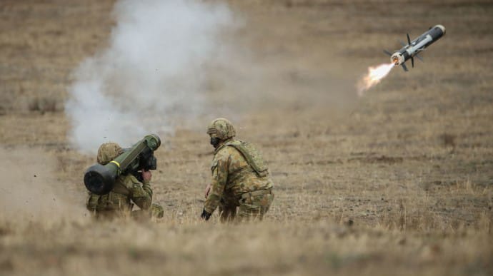 Естонія підготувала до відправки в Україну десятки ракет Javelin